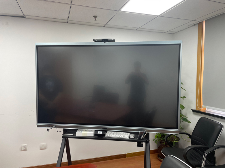 interactive-flat-panel-system-3.jpg