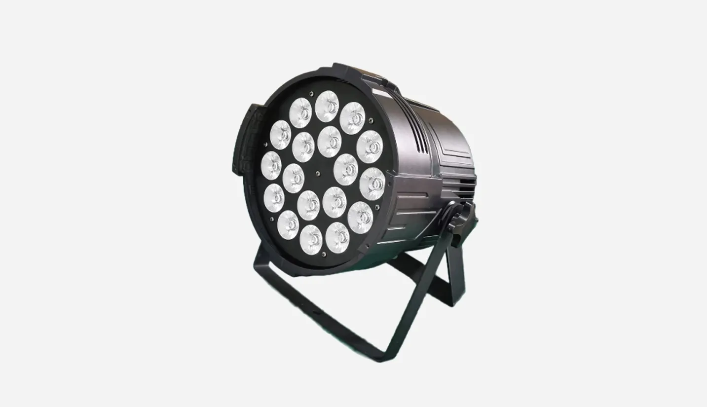 18×10W RGBW 4-in-1 LED Wash Light - 翻译中...